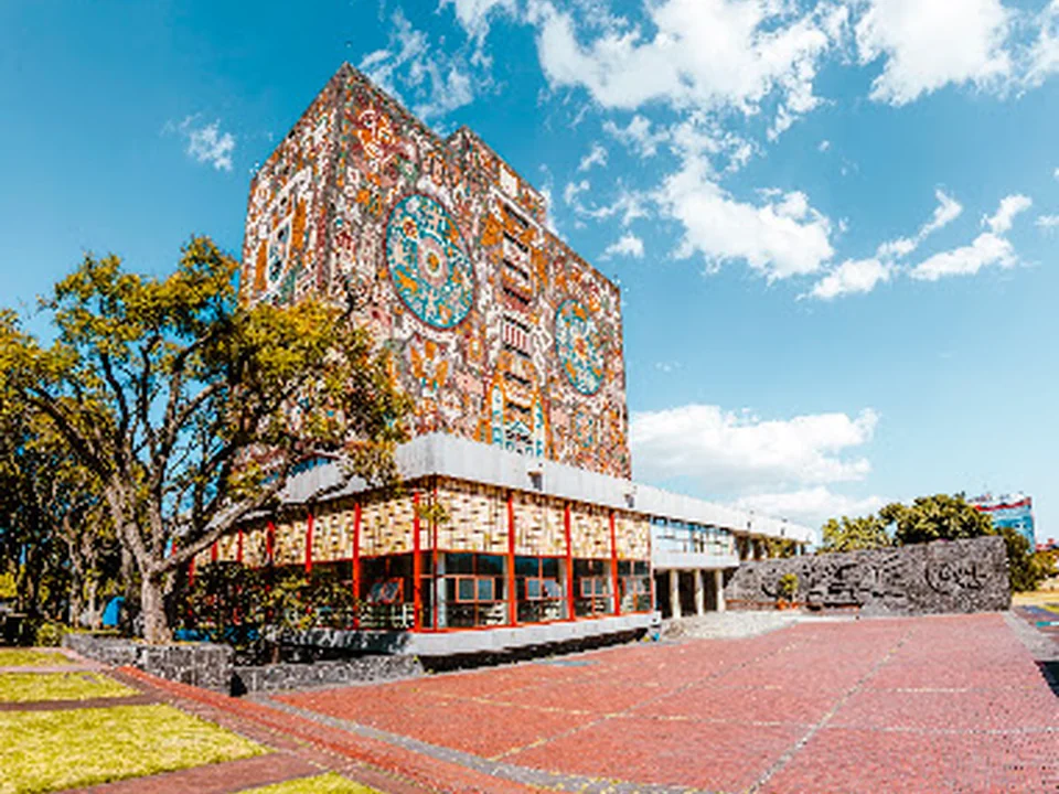 Foto de Biblioteca Central UNAM