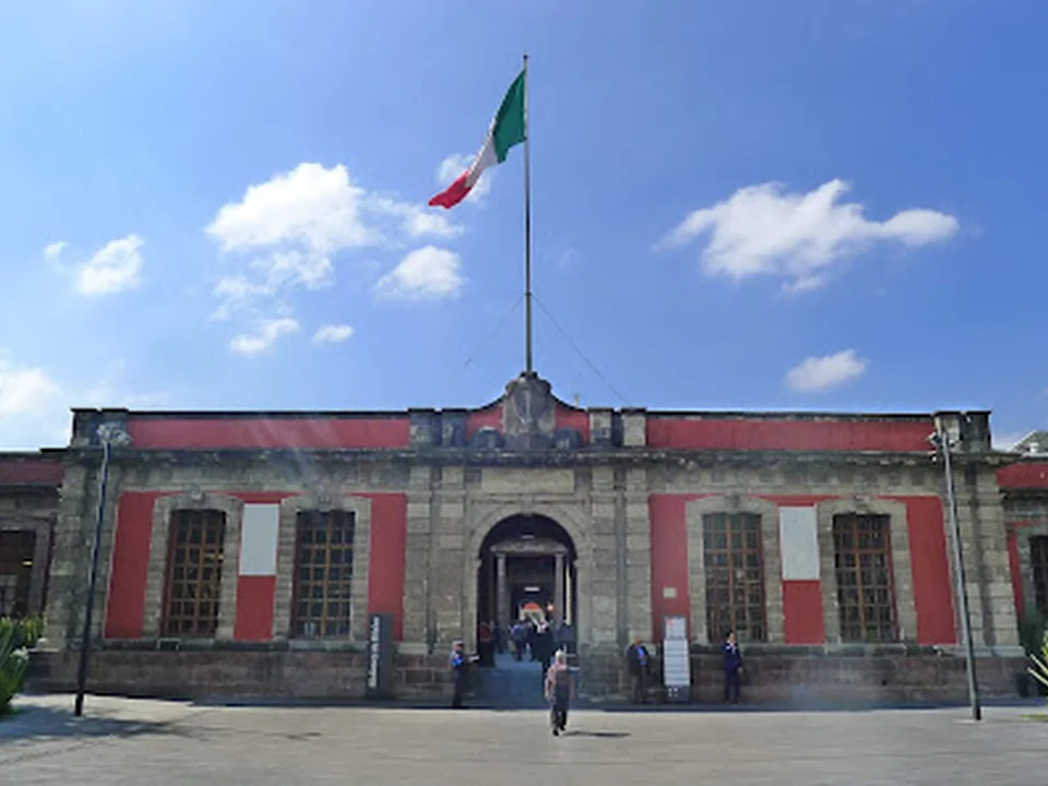 Biblioteca de México