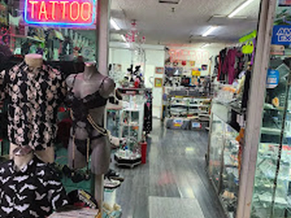 Boutique fashion Underground
