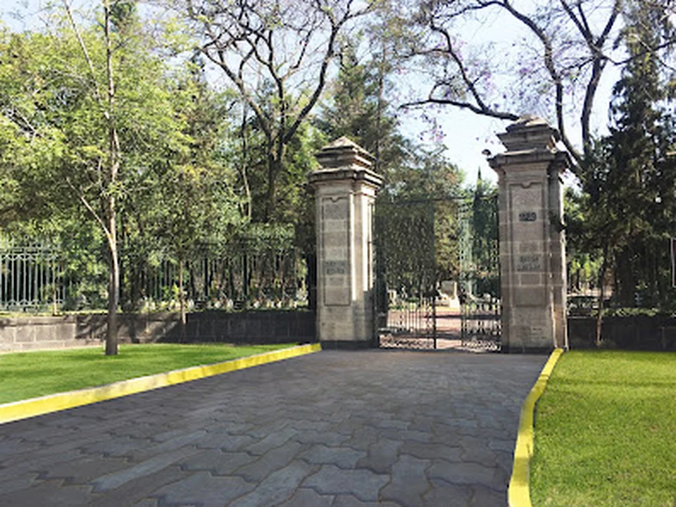 Foto de Británico, Servicios Funerarios