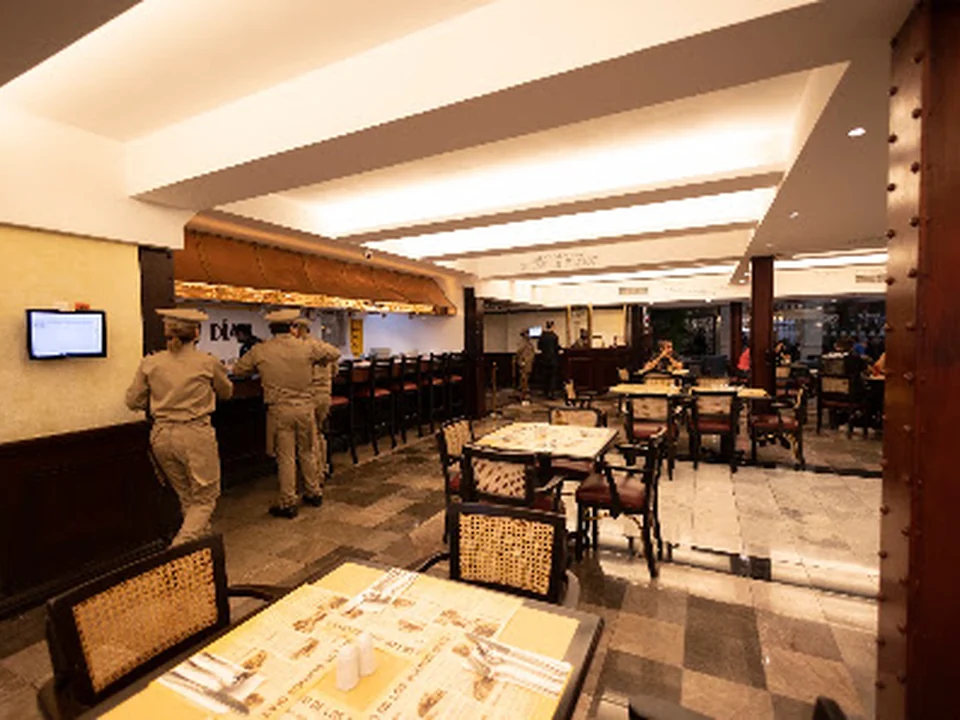 Buenos Díaz Cafetería