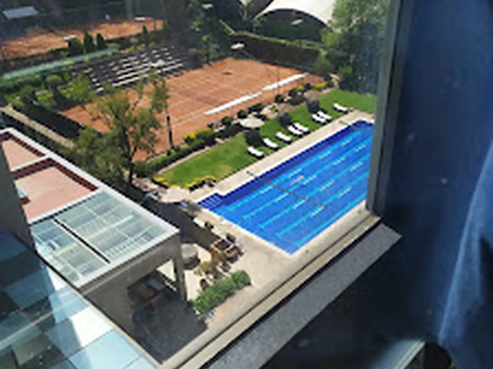 Cancha de tenis Bosques