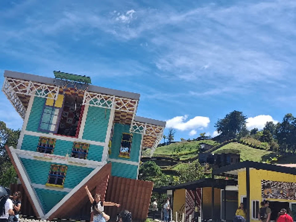 De Tour, enamórate de viajar