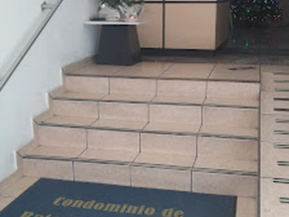 Esquivel, Maqueda & Abogados