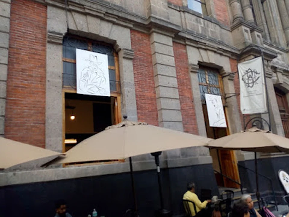 Jekemir Café