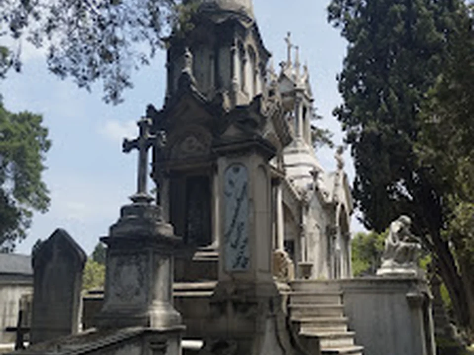 Panteón Español