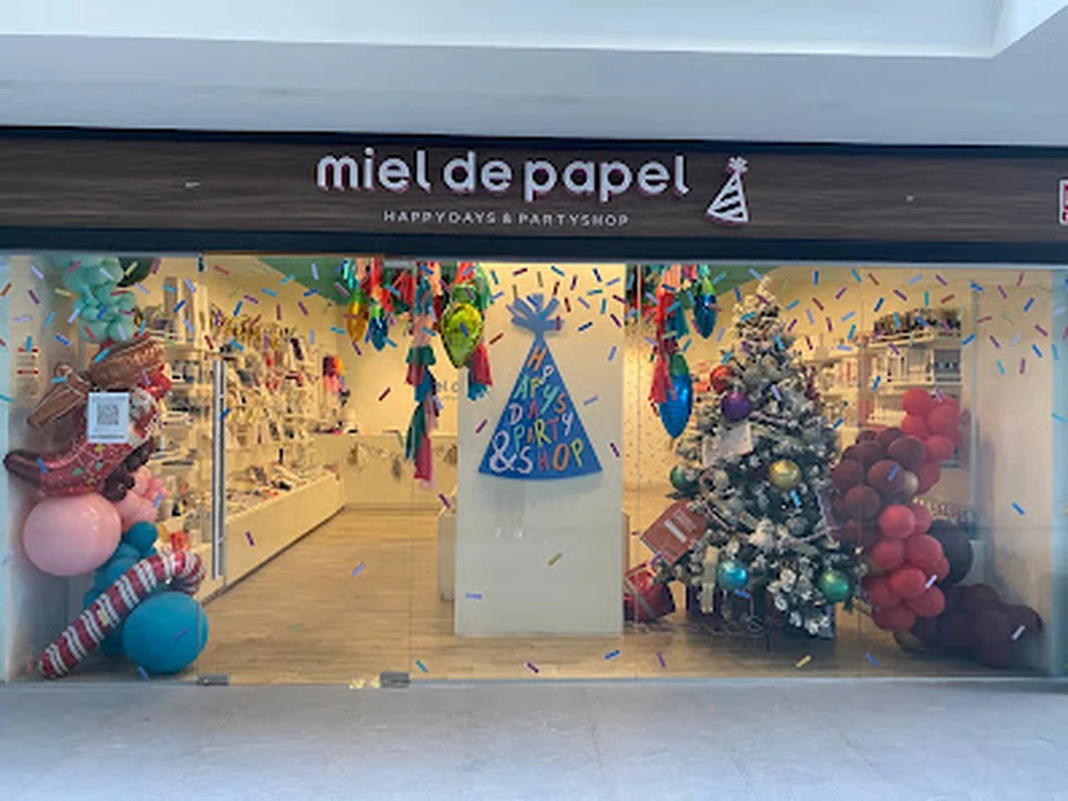 Miel de Papel, Ciudad de México