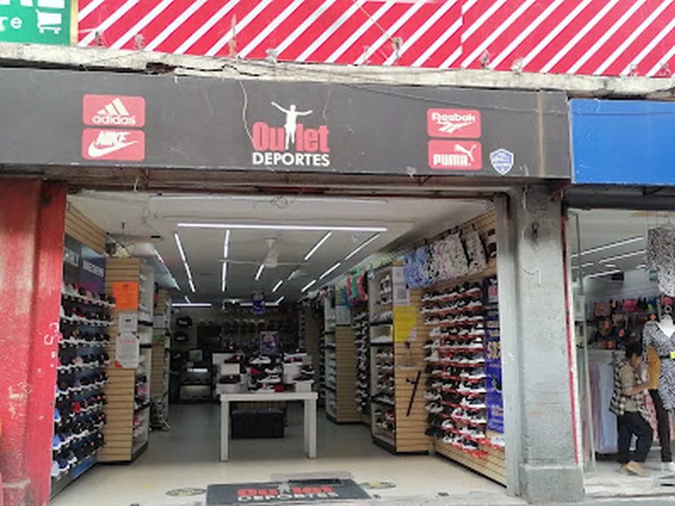 Outlet Deportes Correo Mayor 3, Ciudad de México