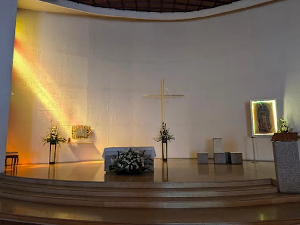 Parroquia Francesa - Cristo Resucitado y Nuestra Señora de Lourdes, Ciudad de México
