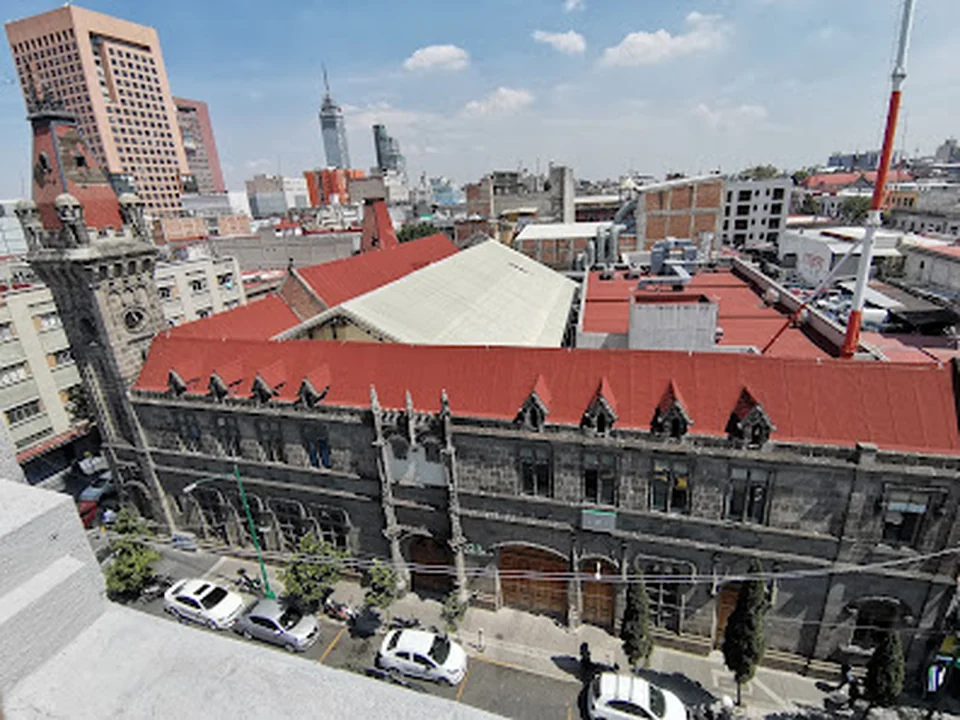 Massiosare El Hostal, Ciudad de México