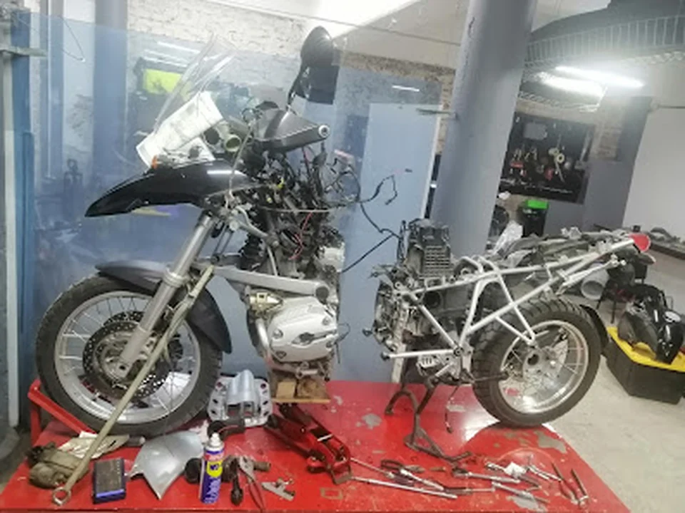 Escaner Multimarcas Para Motos y Taller de Servicio Especializado, Ciudad de México