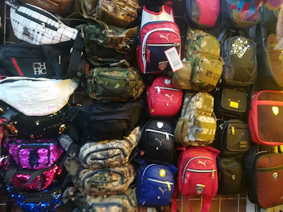 Bolsas De Dama, Mochilas Y Carteras NEYMAN Y LAURA, Ciudad de México