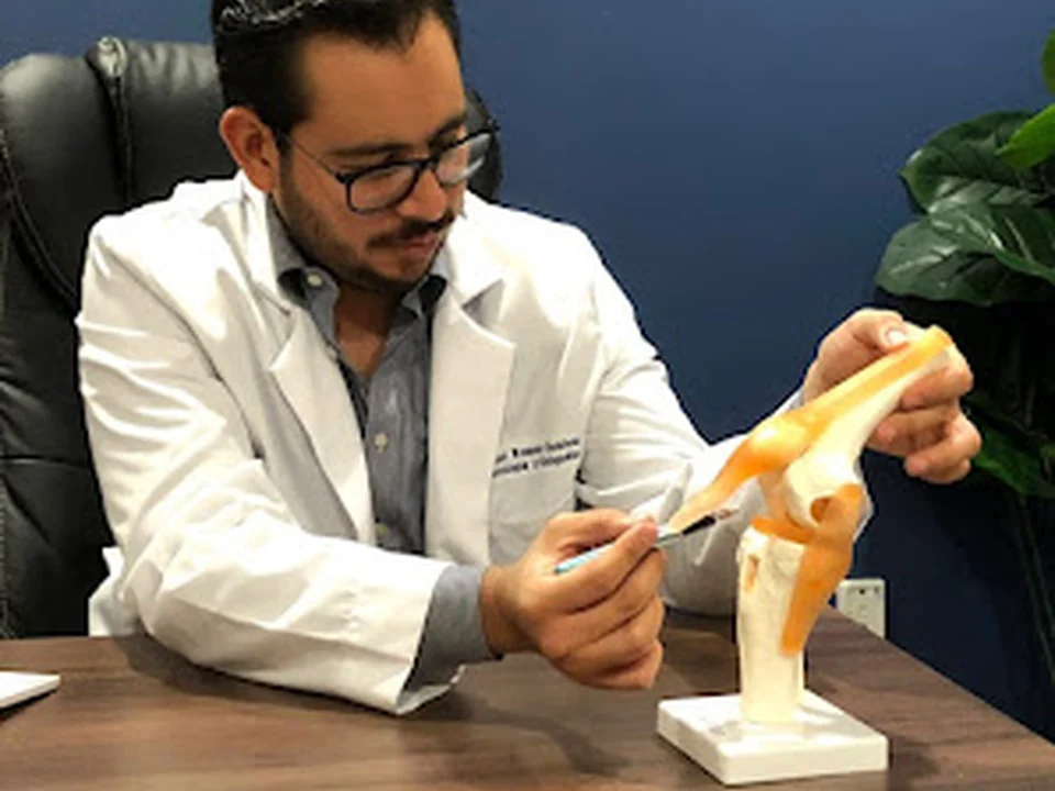 Cirujano Ortopédico en CDMX - Dr. Daniel Romero Gamboa, Ciudad de México