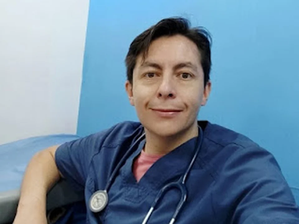Dr. Diego Andrés Cadena Obando, Endocrinólogo, Ciudad de México