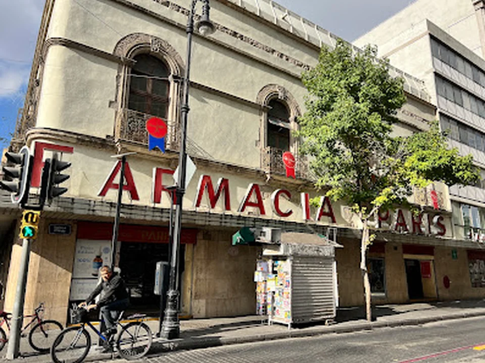 Farmacia París, Ciudad de México