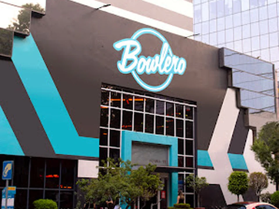 Bowlero Insurgentes, Ciudad de México