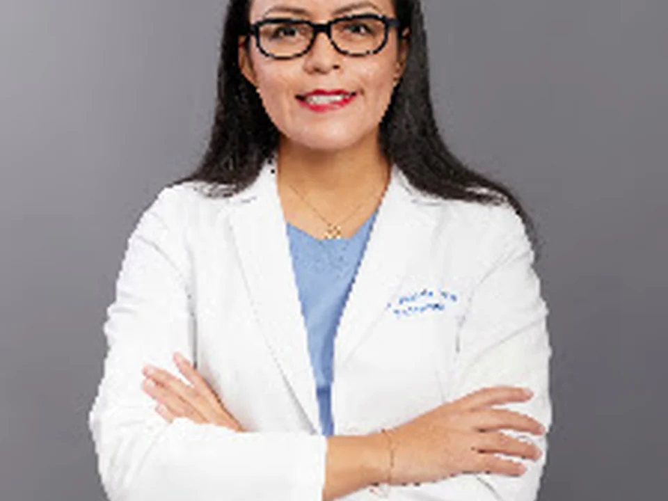 Dra. Adriana Fabiola Romano Munive, Gastroenterólogo, Ciudad de México