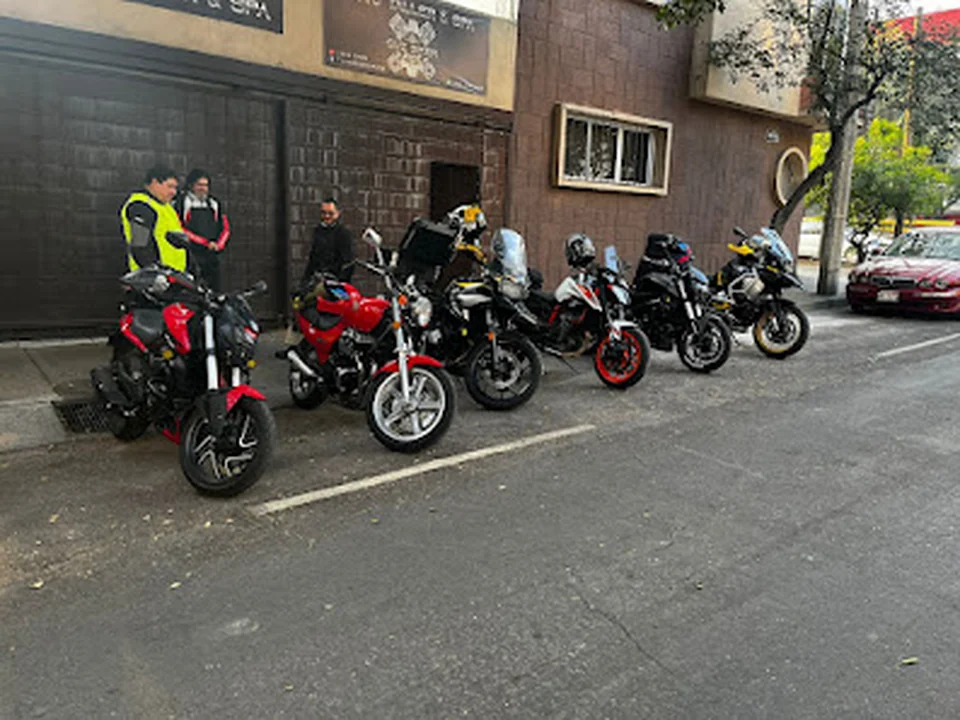 GUZBIKER GARAGE TALLER DE MOTOS, Ciudad de México