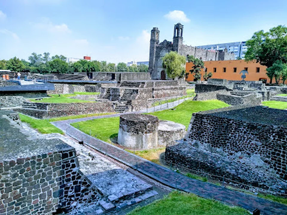 Plaza de las Tres Culturas, Ciudad de México