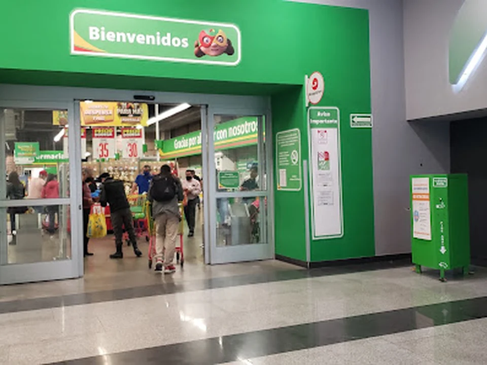 Bodega Aurrera Ferreria Tienda, Ciudad de México