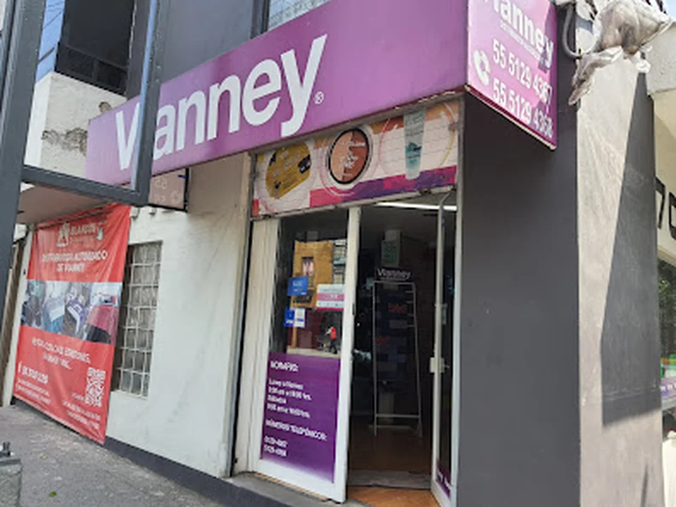 Vianney | Blancos Exclusivos | Del Valle, Ciudad de México