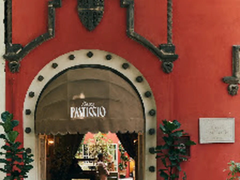 Piazza Pasticcio, Ciudad de México