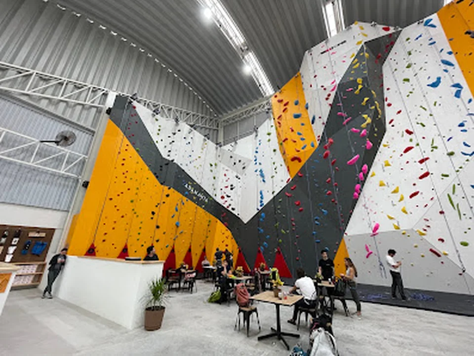 Adamanta Satélite - Gimnasio de escalada, Ciudad de México