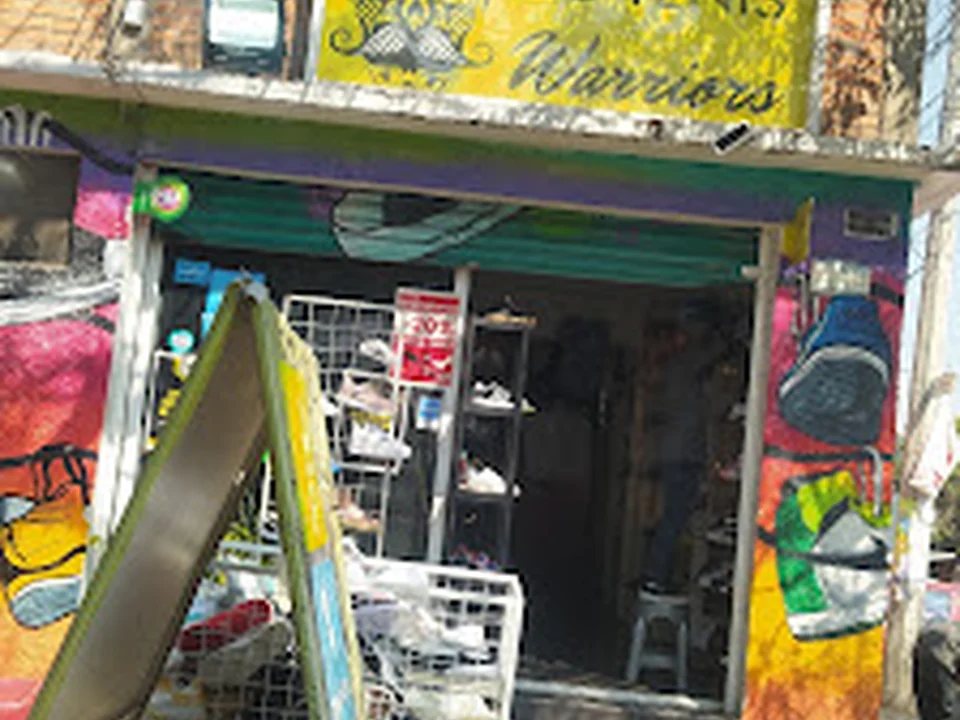 Warriors Tienda de Tenis zapatería, Ciudad de México