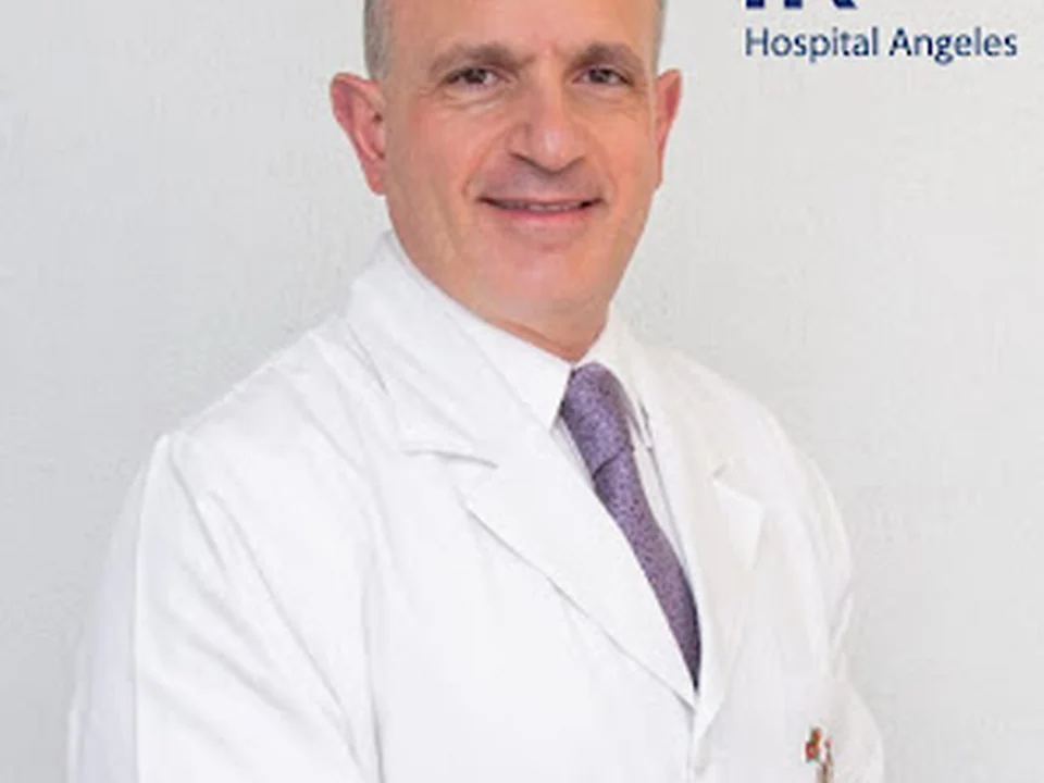 Dr. Roberto Silvestri Tomassoni - Ginecologo obstetra en Miguel Hidalgo, Ciudad de Mexico (CDMX)